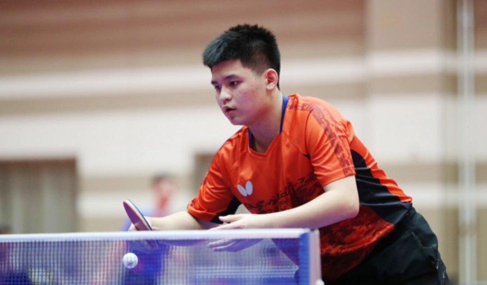 在场上的拼 在场上的拼